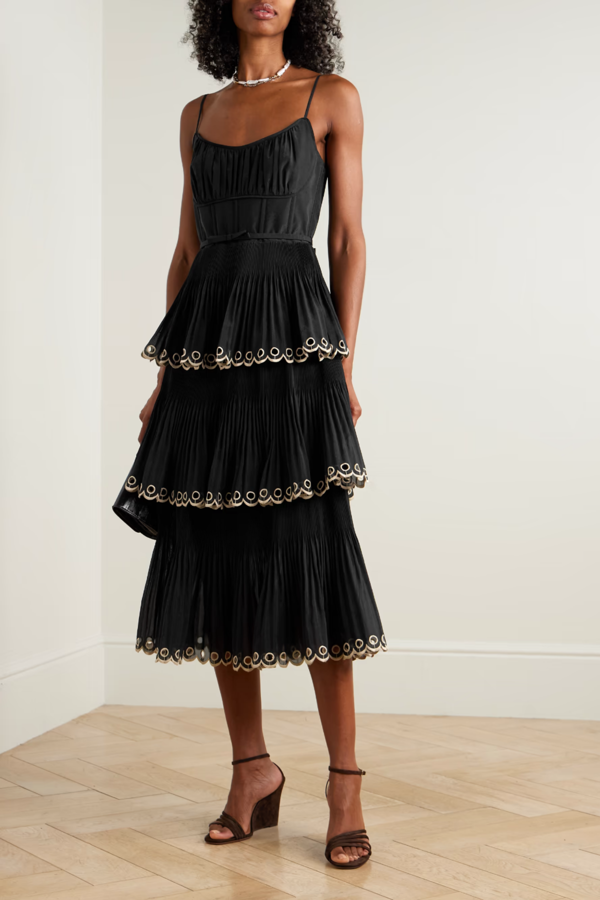 EMBROIDERED TIERED DRESS MIDI