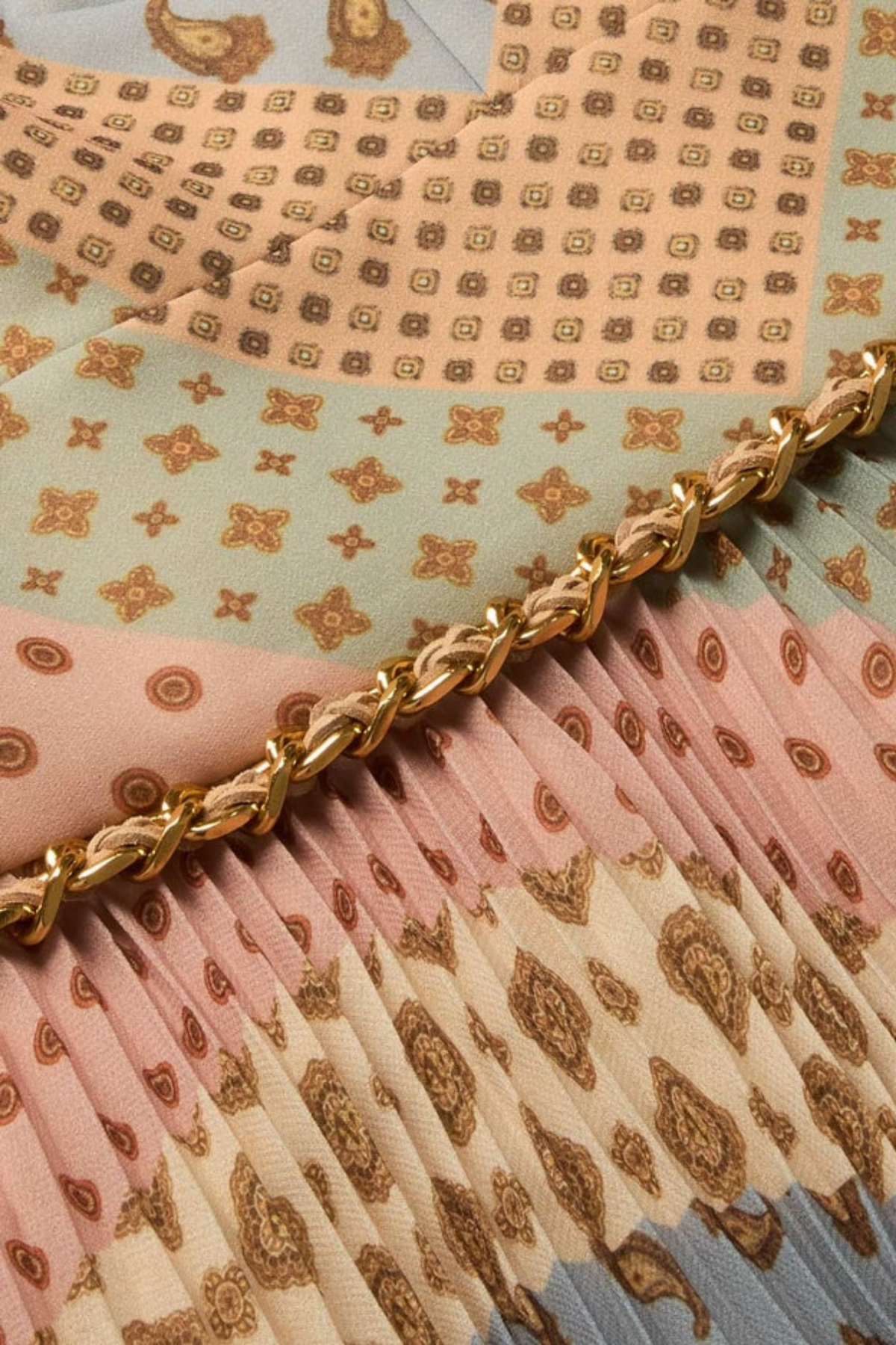 SUNRAY PLEATED PICNIC DRESS