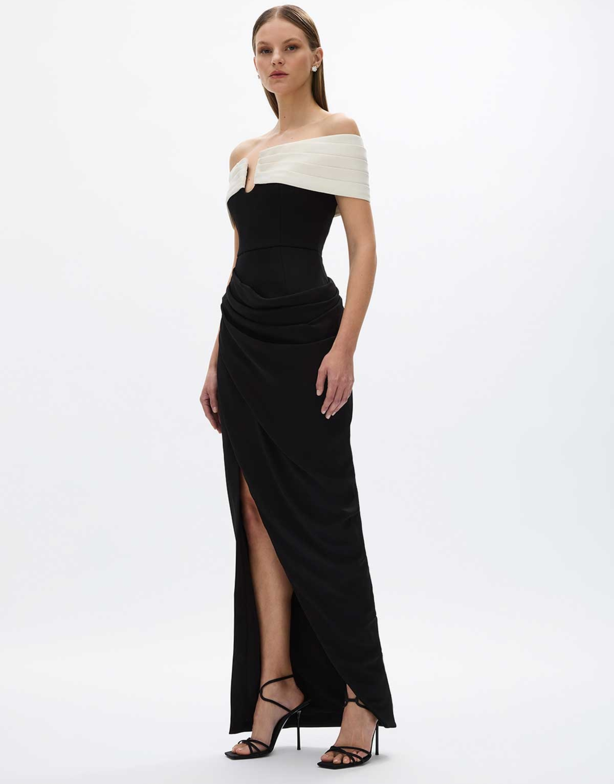 AVEN GOWN