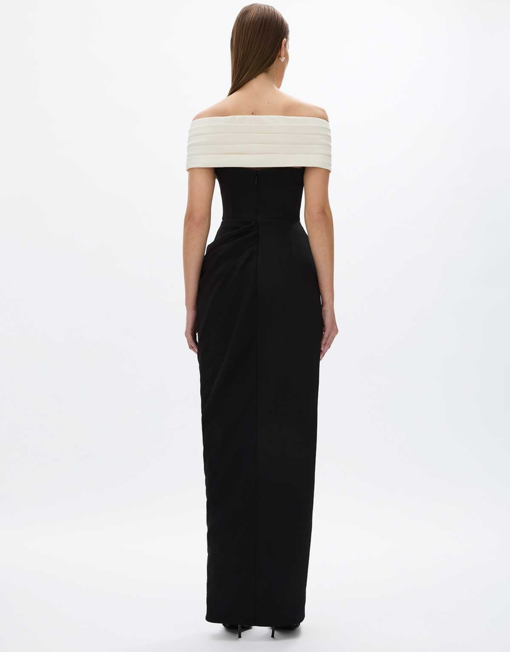 AVEN GOWN