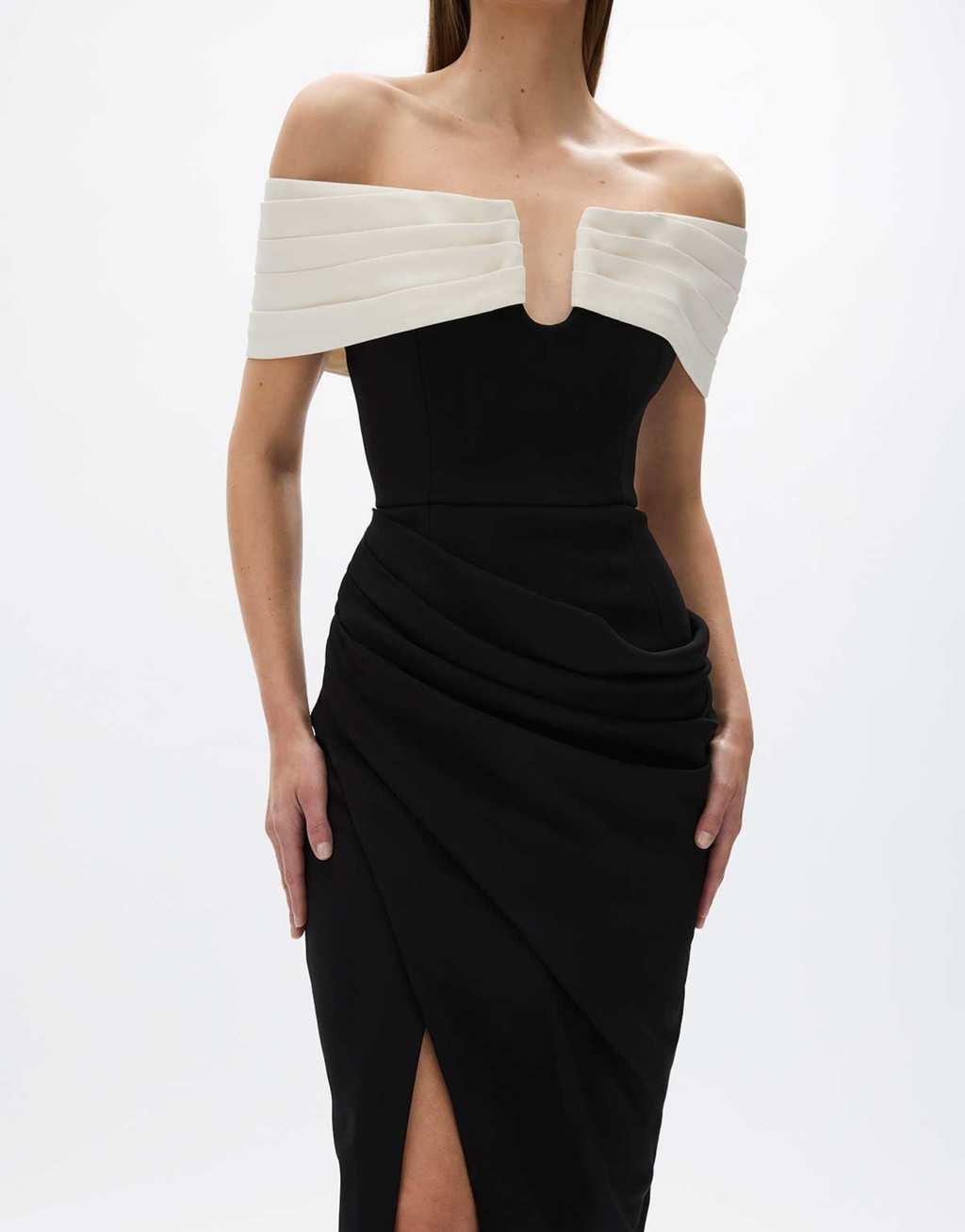 AVEN GOWN