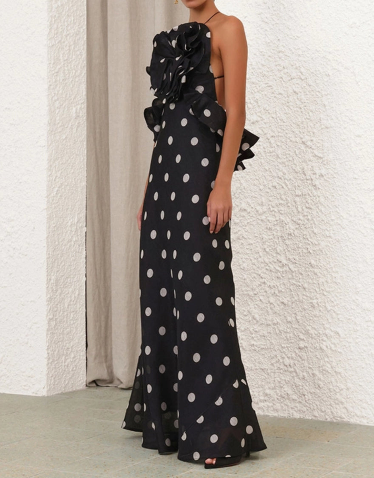 CRUSH RUFFLE HALTER DRESS