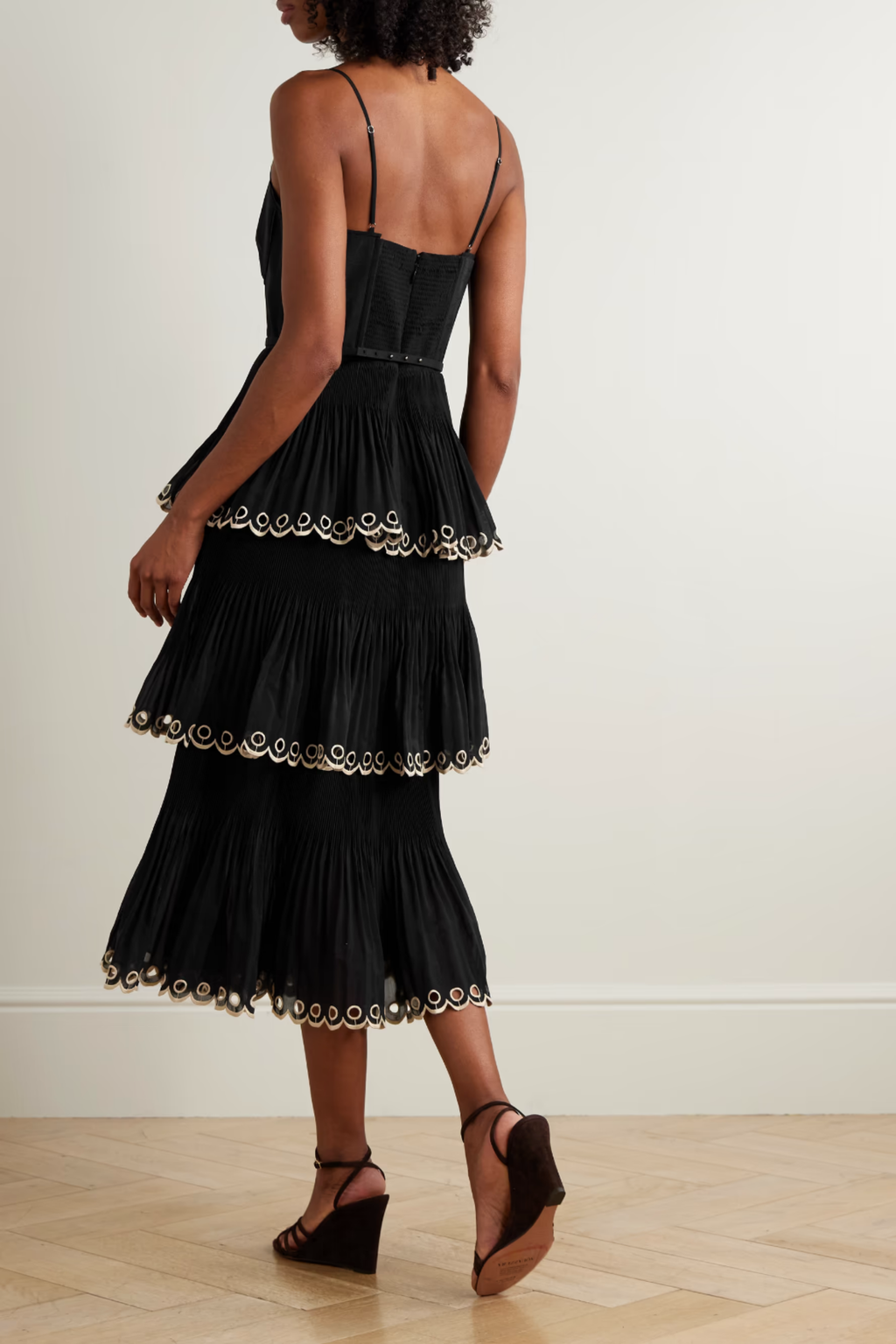 EMBROIDERED TIERED DRESS MIDI