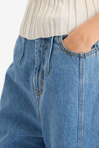 STEPHI COCOON LEG DENIM JEAN